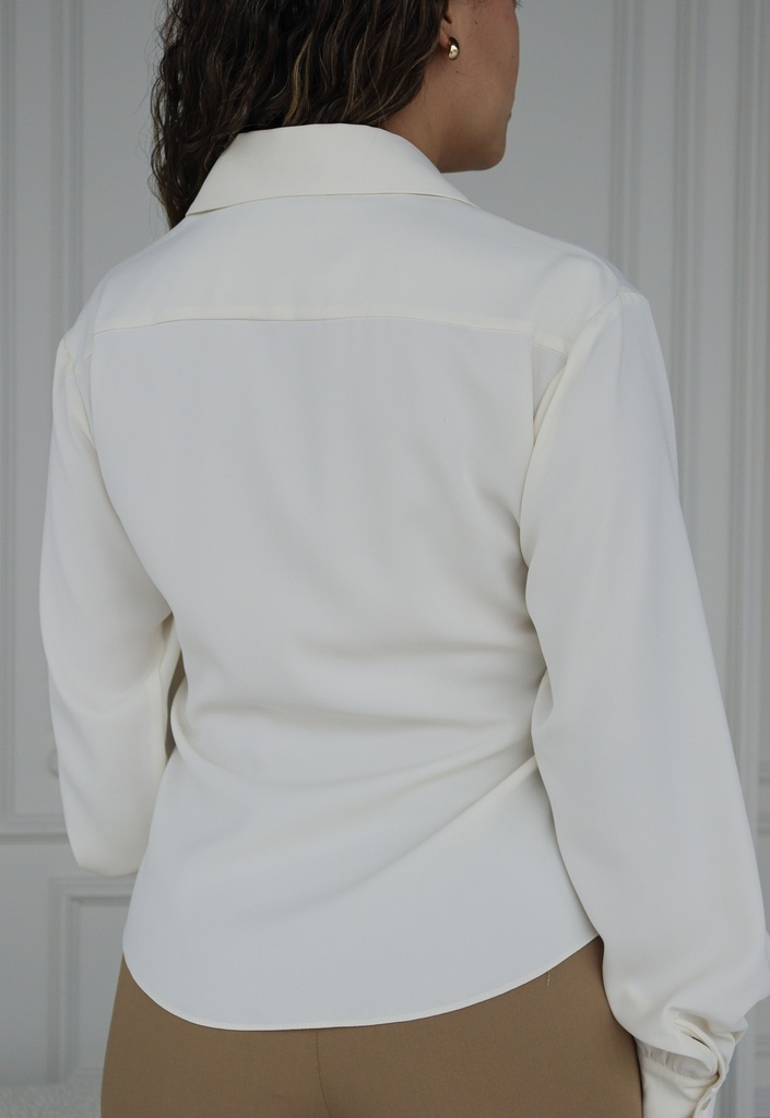 BLUSA SAQUISILI